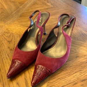 AK Anne Klein Burgundy Velour Pumps with Ankle Strap and Faux Snakeskin Size 7.5